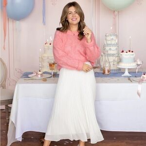 BNWT Gentle Fawn x Jillybox pleated midi skirt. Size S. Cream colour